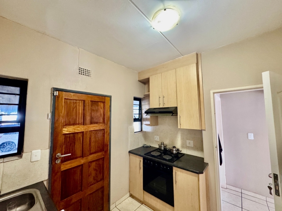 2 Bedroom Property for Sale in Mooivallei Park North West